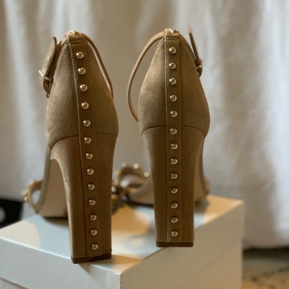Sam Edelman Tan Suede Heel with Gold Stud Detail - Picture 3 of 6
